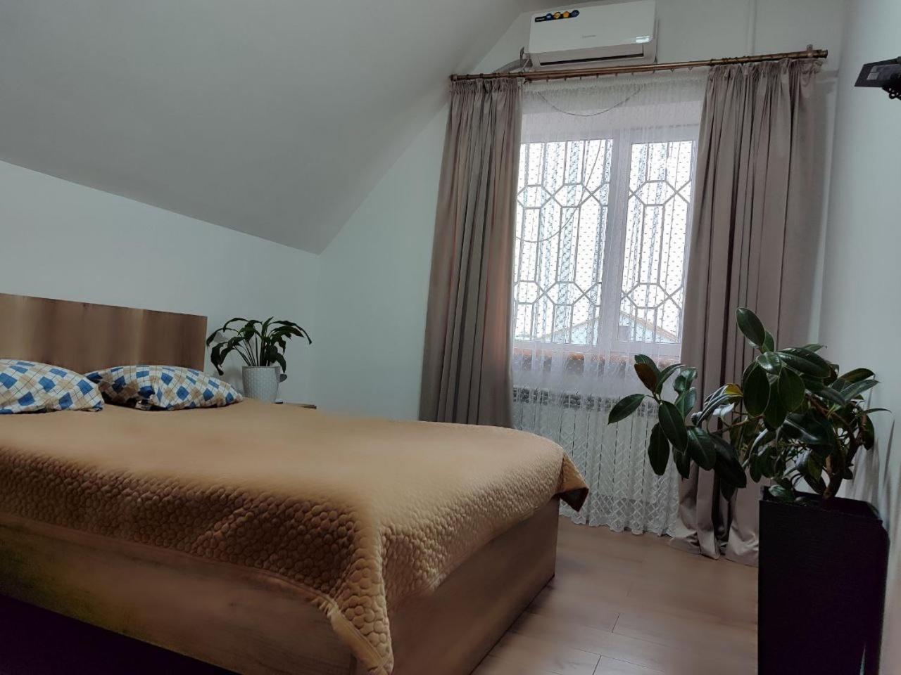 Amanat Guest House บิชเคก ภายนอก รูปภาพ