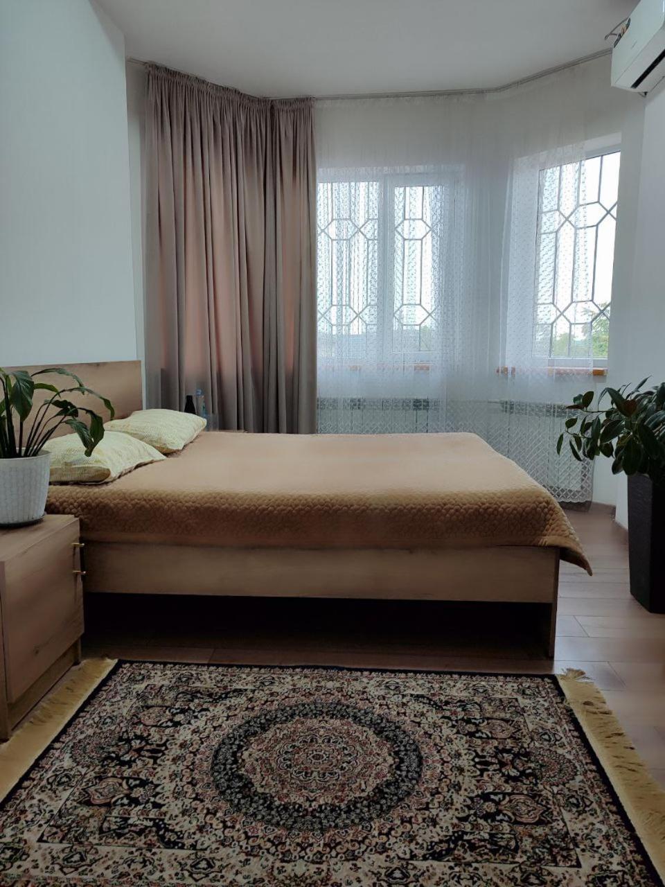 Amanat Guest House บิชเคก ภายนอก รูปภาพ